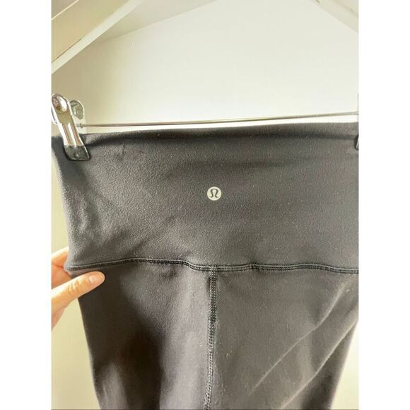 Lululemon Wunder Under High Rise in Black Size 6 - Picture 3 of 8